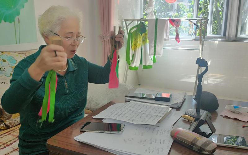 “塞北姥姥”玩转抖音圈粉近万